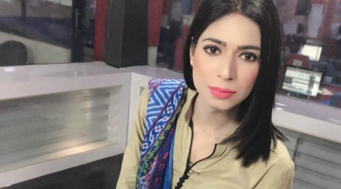 पाकिस्तान को मिली पहली ट्रांसजेंडर टिवी एंकर transgender-tv-anchor-in-pakistan