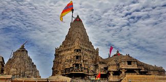 Dwarkadheesh-Temple-dwarka 4