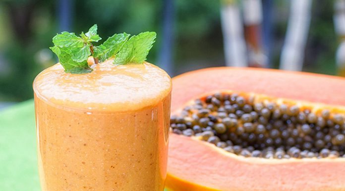 पपीता शेक रोज़ पीएंगें तो चमकने लगेगी आपकी स्किन – पपाया शेक के लाभ papaya shake benefits