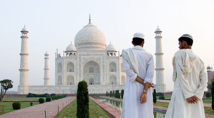 tajmahal-sunni-board-court